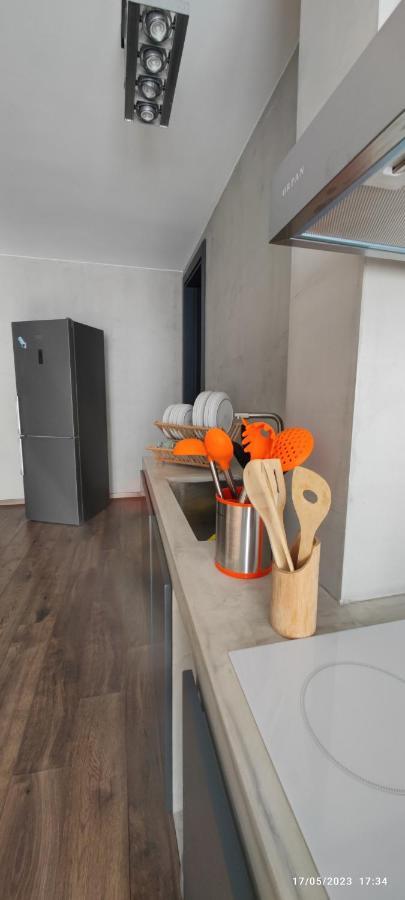 Attico Vista Mare Apartment Голем Екстериор снимка